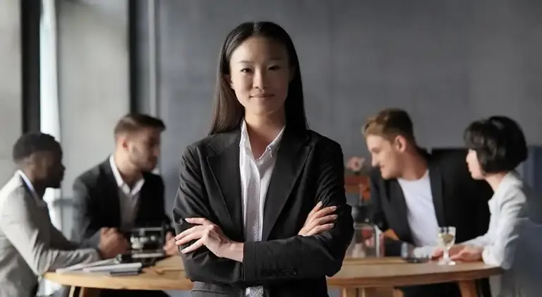 Enhancing Leadership Capabilities for Positive Work Culture in Small and Medium Enterprises