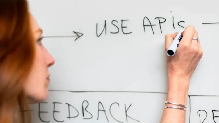 How to Give Feedback That Changes Behaviour