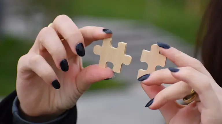 B2B Marketing UK SME vs B2C: What Actually Differs