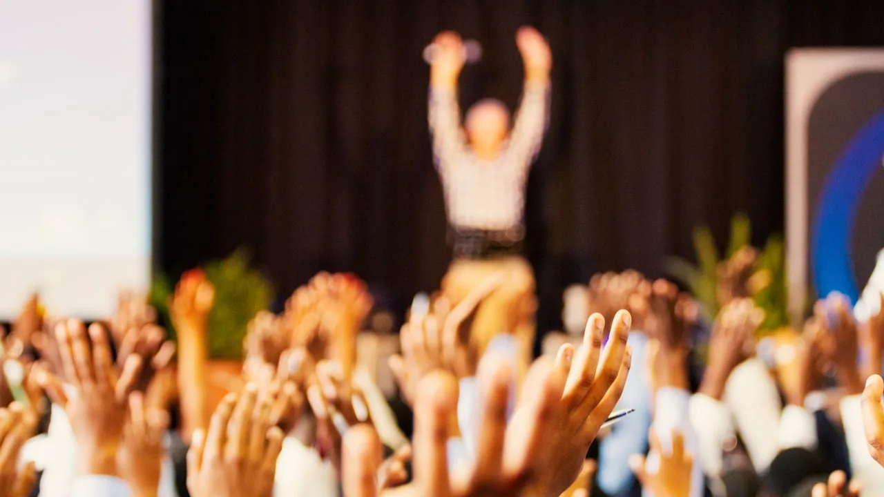 BNI vs Chamber of Commerce: Which Suits Your Business