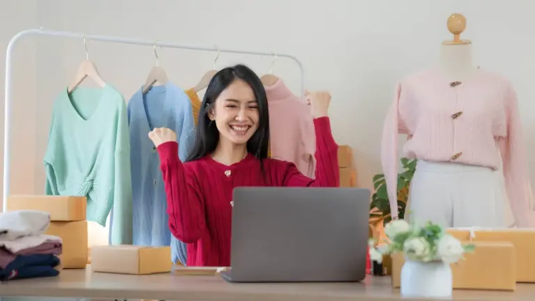 Live Shopping Examples From Aldo and Nordstrom