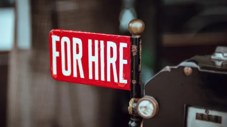 Hiring Freelancers Instead of Employees: A Guide